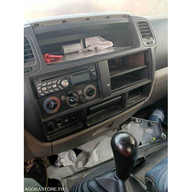 2008 NISSAN Cabstar-47613001