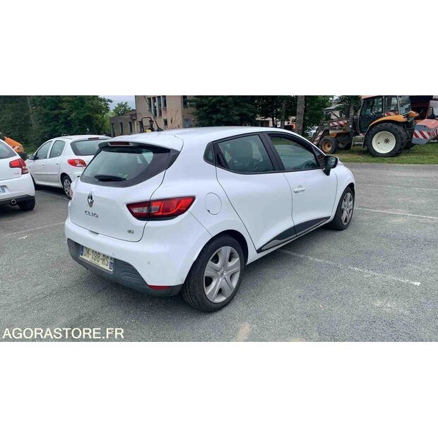2014 Renault Clio-47613085