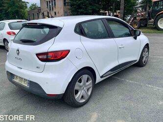 2014-renault-clio-1459554-47613085