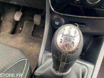 2014-renault-clio-1459554-47613087
