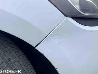 2014-renault-clio-1459554-47613099