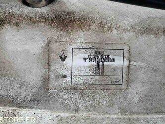 2014-renault-clio-1459554-47613102