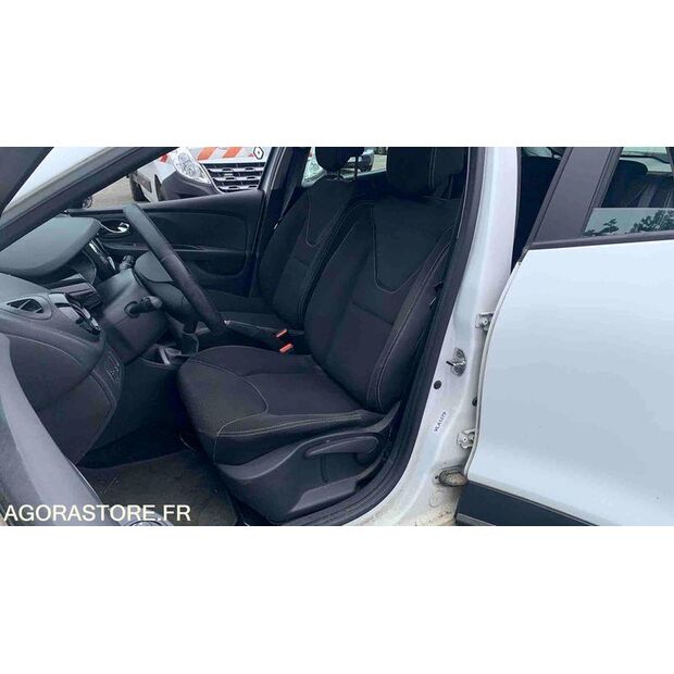 2014 Renault Clio-47613108
