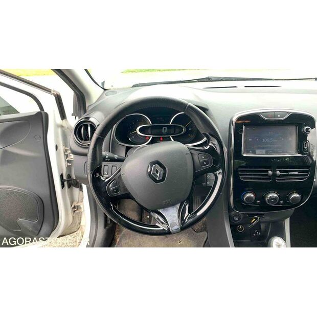 2014 Renault Clio-47613109