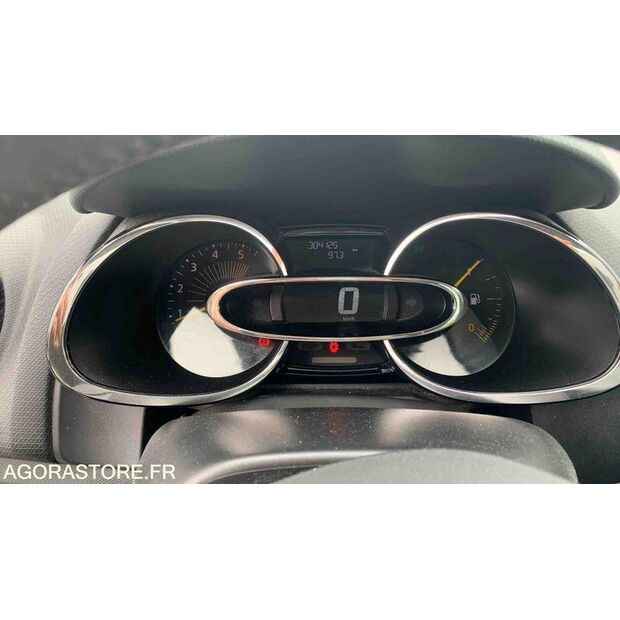 2014 Renault Clio-47613113
