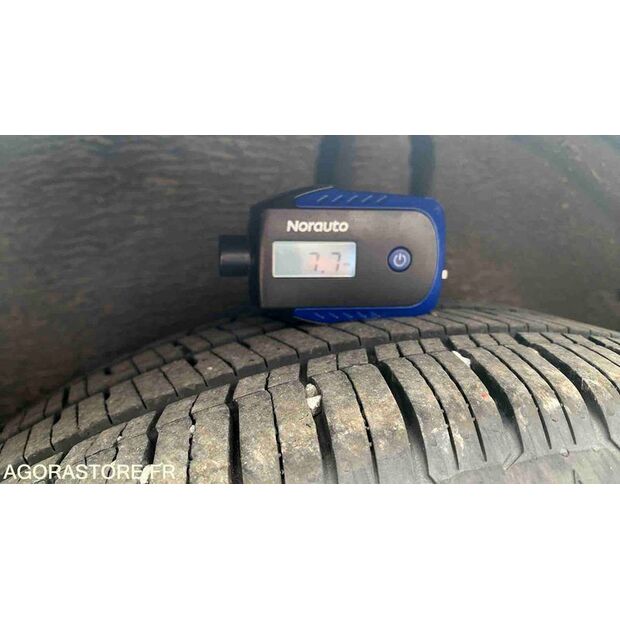 2014 Renault Clio-47613115
