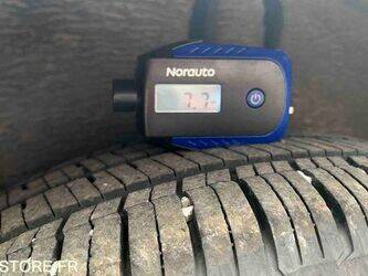 2014-renault-clio-1459554-47613115