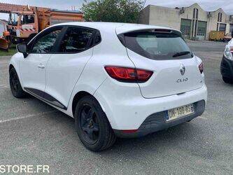 2014-renault-clio-1459554-47613125