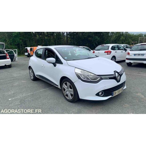 2014 Renault Clio-47613126
