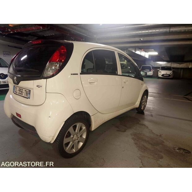 2012 Peugeot ION-47613196