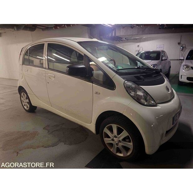 2012 Peugeot ION-47613198