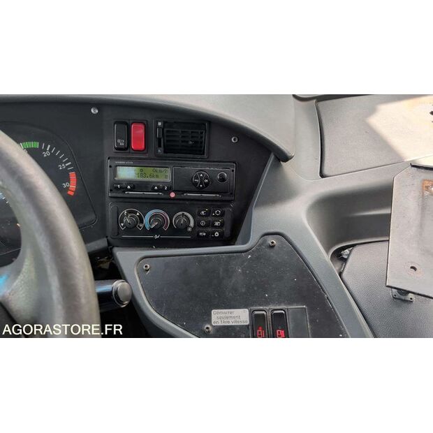 2007 Mercedes-Benz INTOURO-47613293