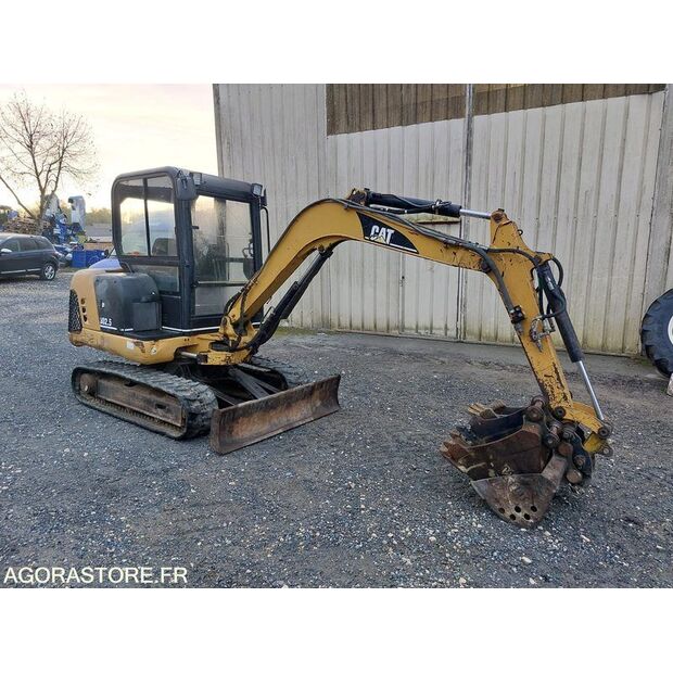 2003 Caterpillar 302.5-47613401