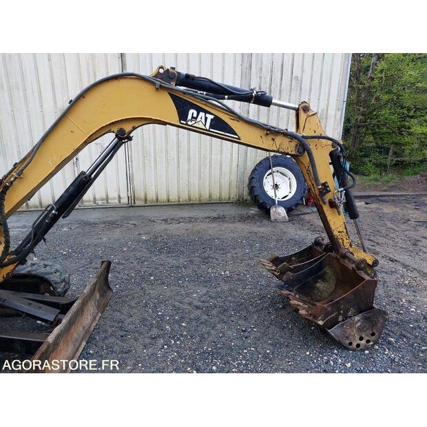 2003 Caterpillar 302.5-47613403