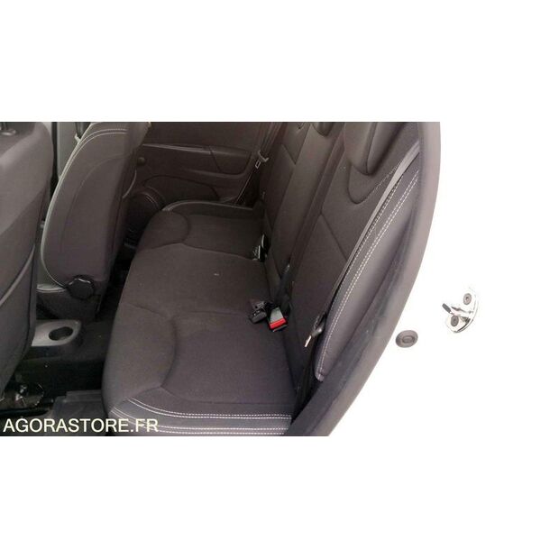 2017 رينو Clio-47613425