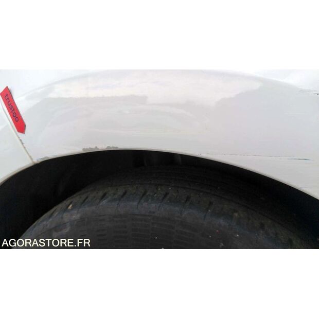 2017 رينو Clio-47613433