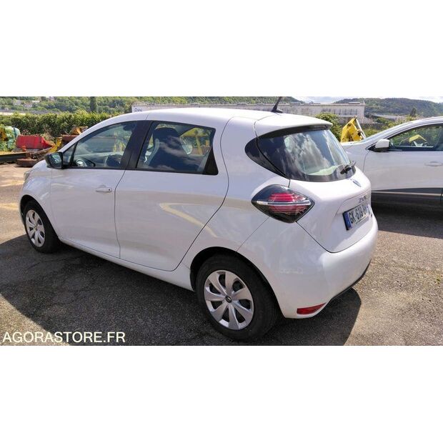 2022 رينو ZOE-47613488