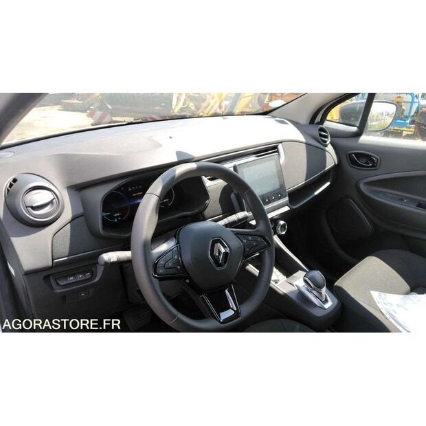 2022 رينو ZOE-47613493
