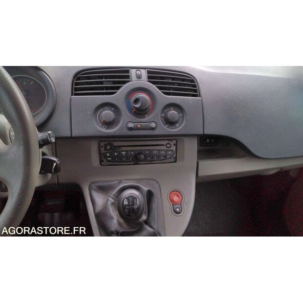 2010 Renault Kangoo-47613590