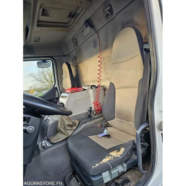 2009 رينو PREMIUM-47613674