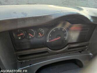 2009-renault-premium-1459573-47613682