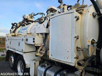 2009-renault-premium-1459573-47613713