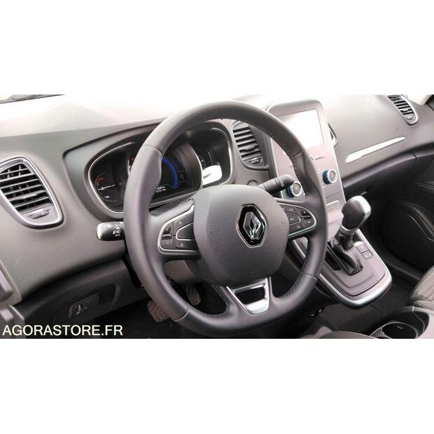2021 Renault Megane-47613776