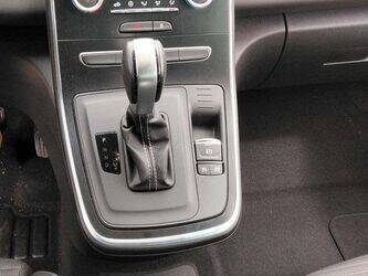 2021-renault-megane-1459574-47613779