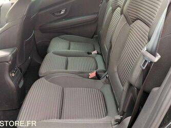 2021-renault-megane-1459574-47613782
