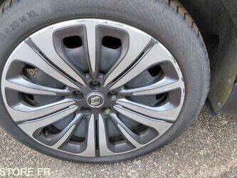 2021-renault-megane-1459574-47613788