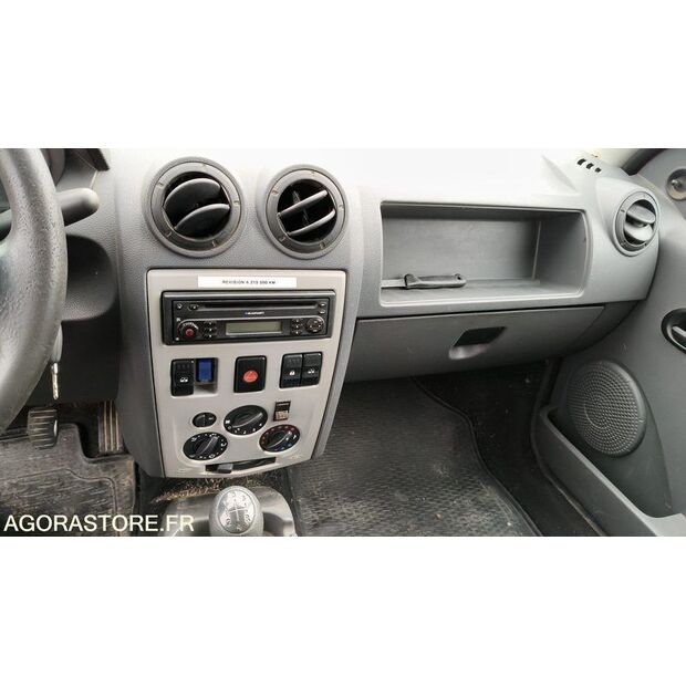 2011 Dacia LOGAN-47613851