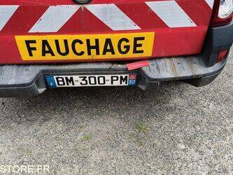 2011-dacia-logan-1459577-47613866