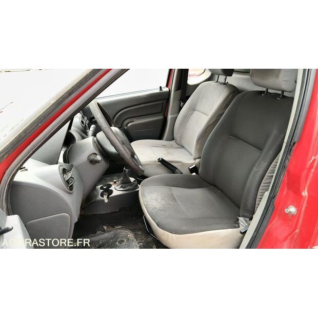 2011 Dacia LOGAN-47613873
