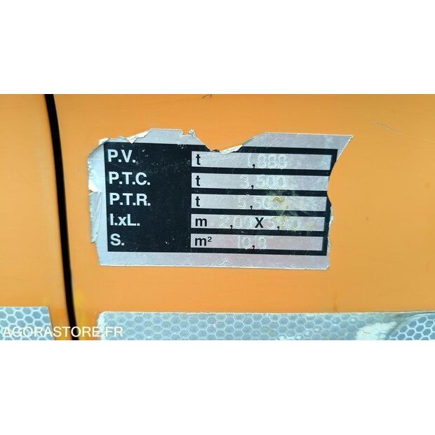 2004 Renault Master-47613942