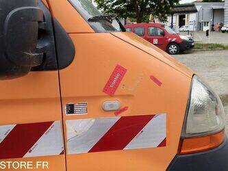2004-renault-master-1459578-47613946