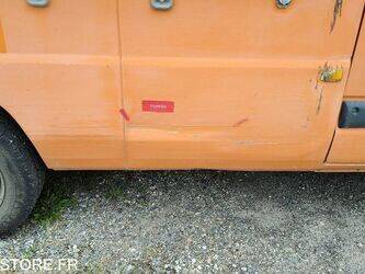 2004-renault-master-1459578-47613951
