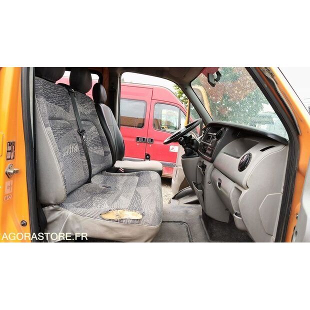 2004 Renault Master-47613957