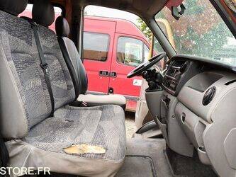 2004-renault-master-1459578-47613957