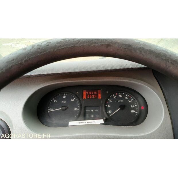2004 Renault Master-47613958