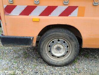 2004-renault-master-1459578-47613965