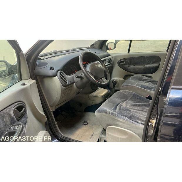 2000 Renault Scenic-47614033