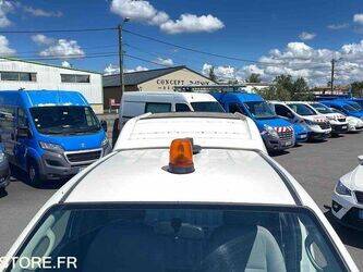 2012-toyota-hilux-1459585-47614295