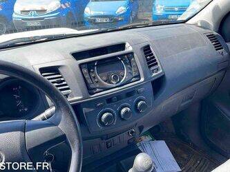 2012-toyota-hilux-1459585-47614301