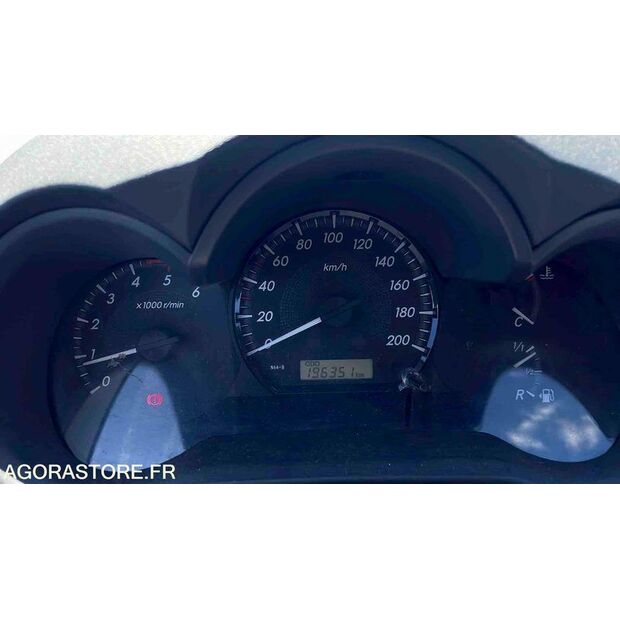 2012 Toyota Hilux-47614302