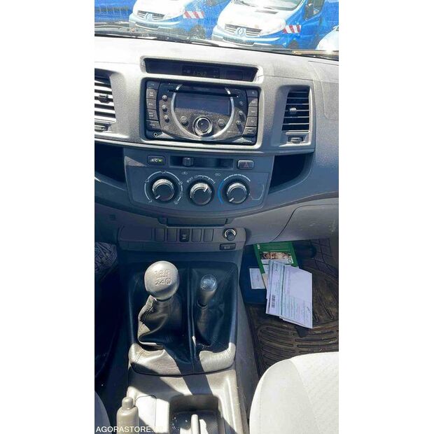 2012 Toyota Hilux-47614303
