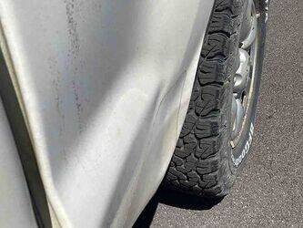 2012-toyota-hilux-1459585-47614309