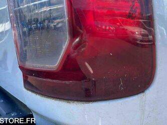 2012-toyota-hilux-1459585-47614321