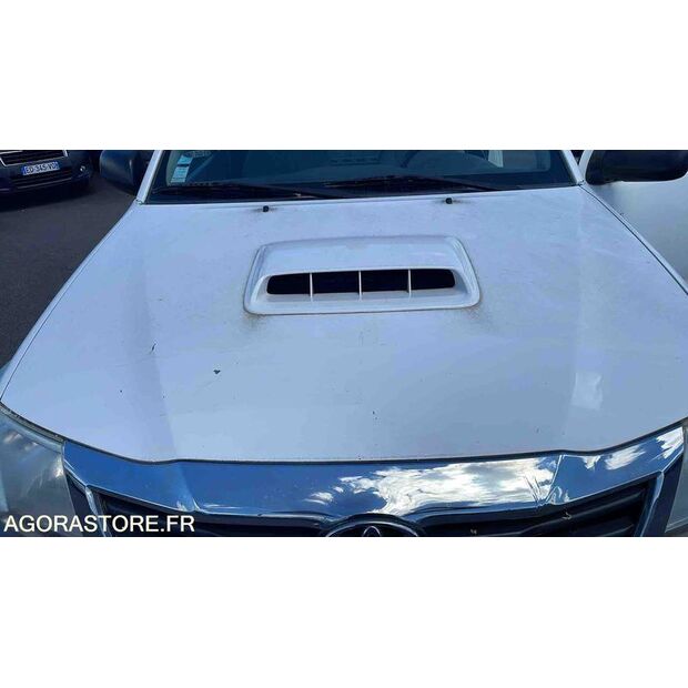 2012 Toyota Hilux-47614330