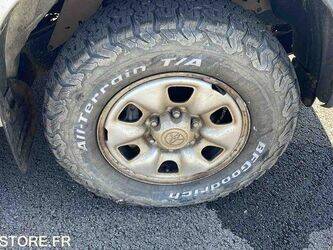 2012-toyota-hilux-1459585-47614345