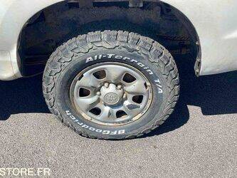 2012-toyota-hilux-1459585-47614346